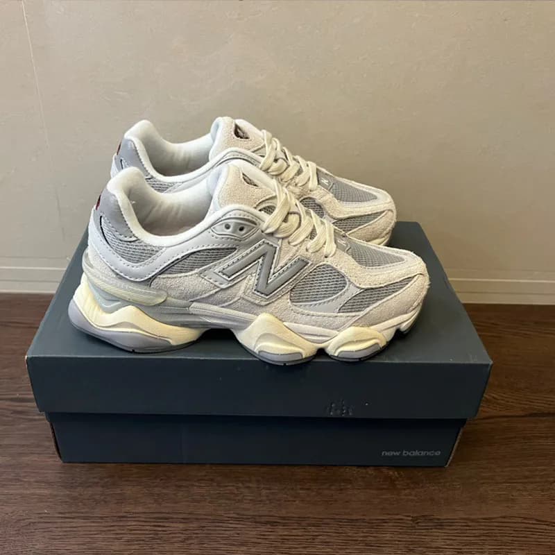 New Balance 2002R Cloud White Grey