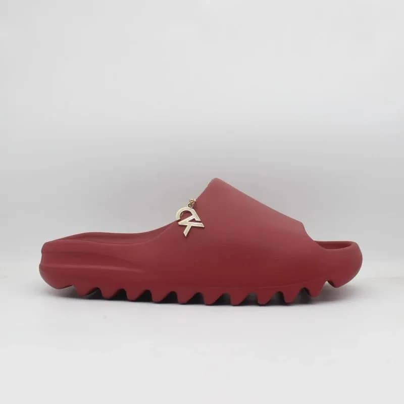 Yeezy Foam Runner Crimson