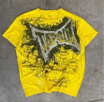 Graphic Tee Skull Eagle Print — 黄色棉t/tapout