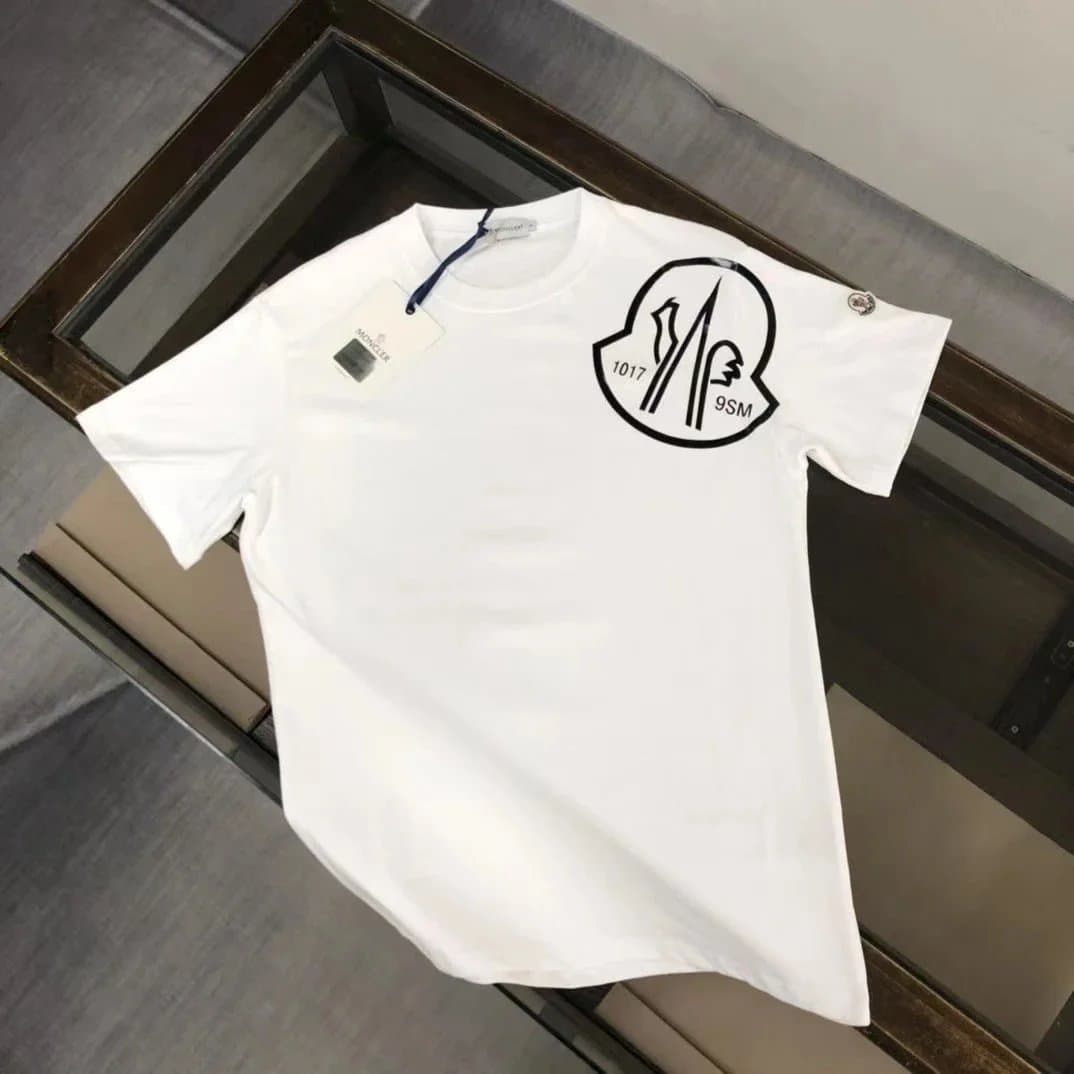 Moncler Logo T-Shirt Classic Logo Patch — cp-20