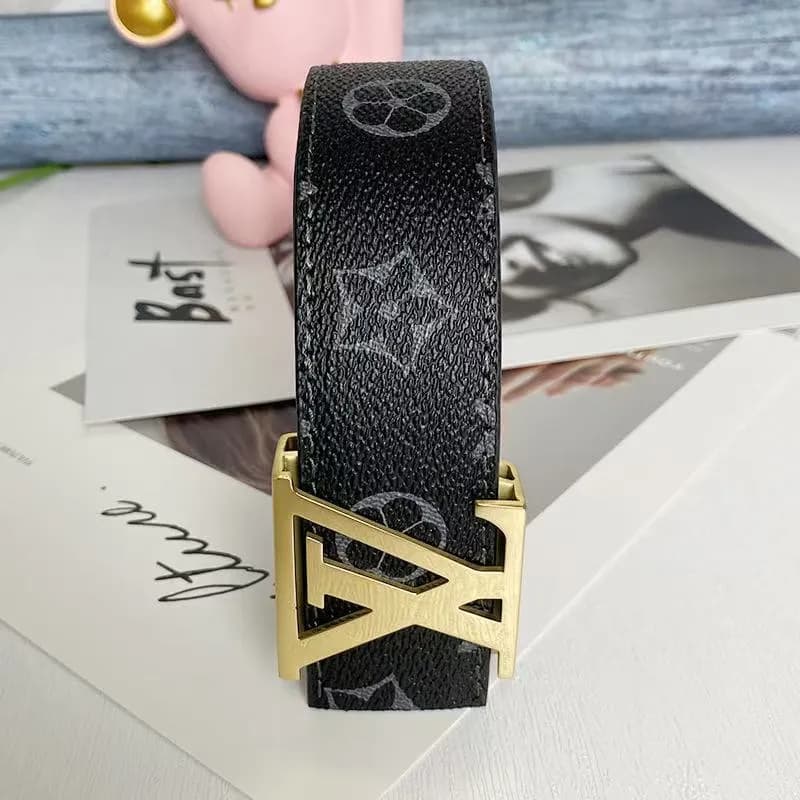 Louis Vuitton LV Monogram Belt Travis Scott Reverse Logo — Black flower gold buckle