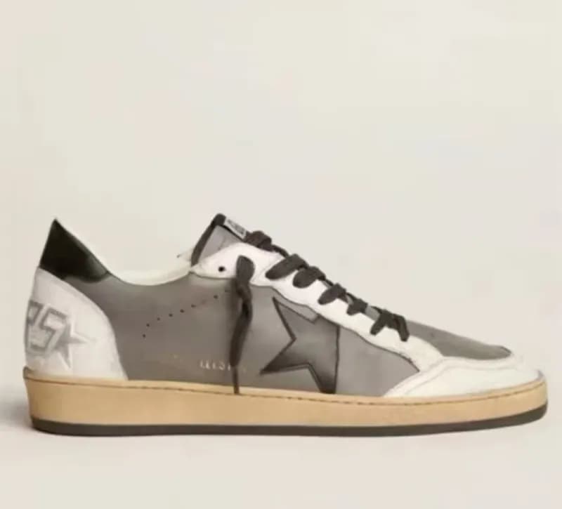 Golden Goose Super-Star Distressed Star