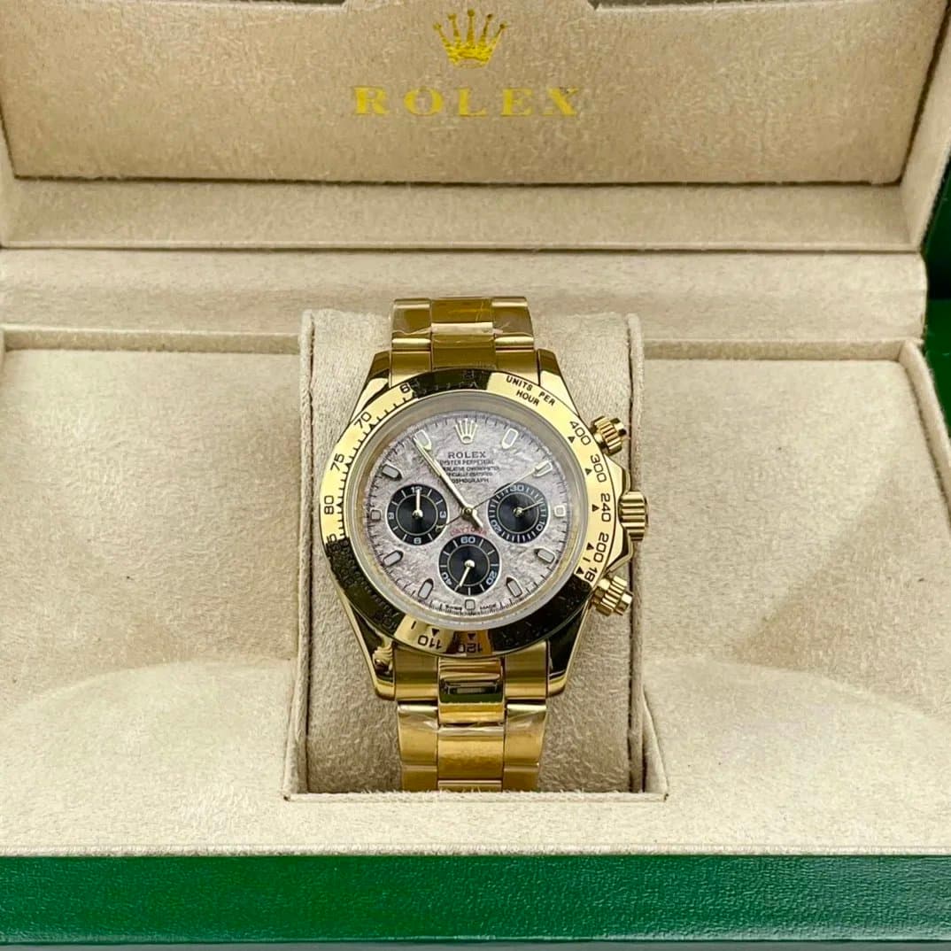 Rolex Cosmograph Daytona Platinum Dial with Gold Case and Bracelet