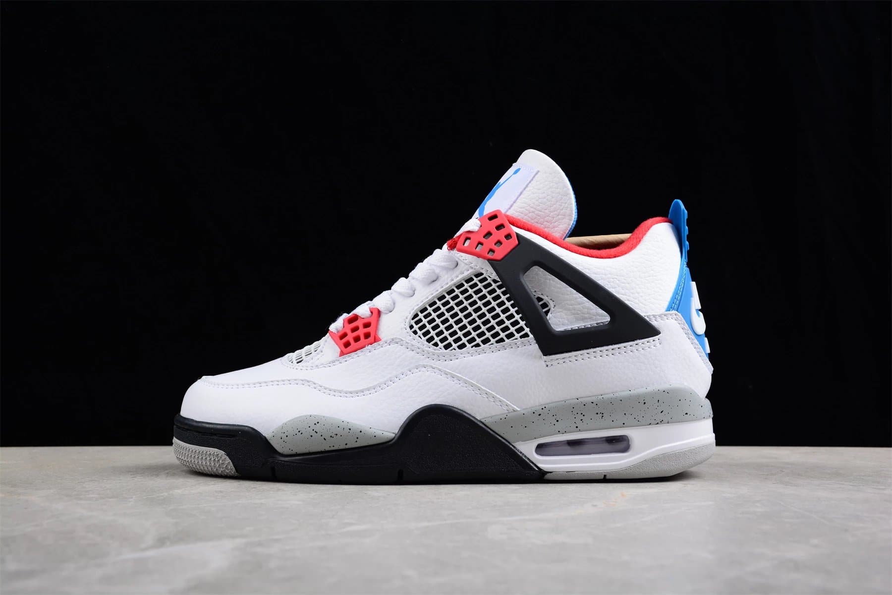 Air Jordan 4 Fire Red