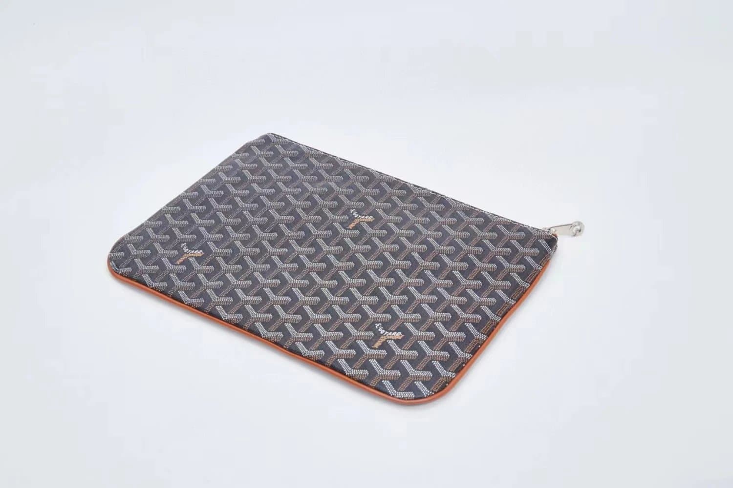 Goyard Saint Louis Pouch Monogram Canvas — 大号棕色40CM