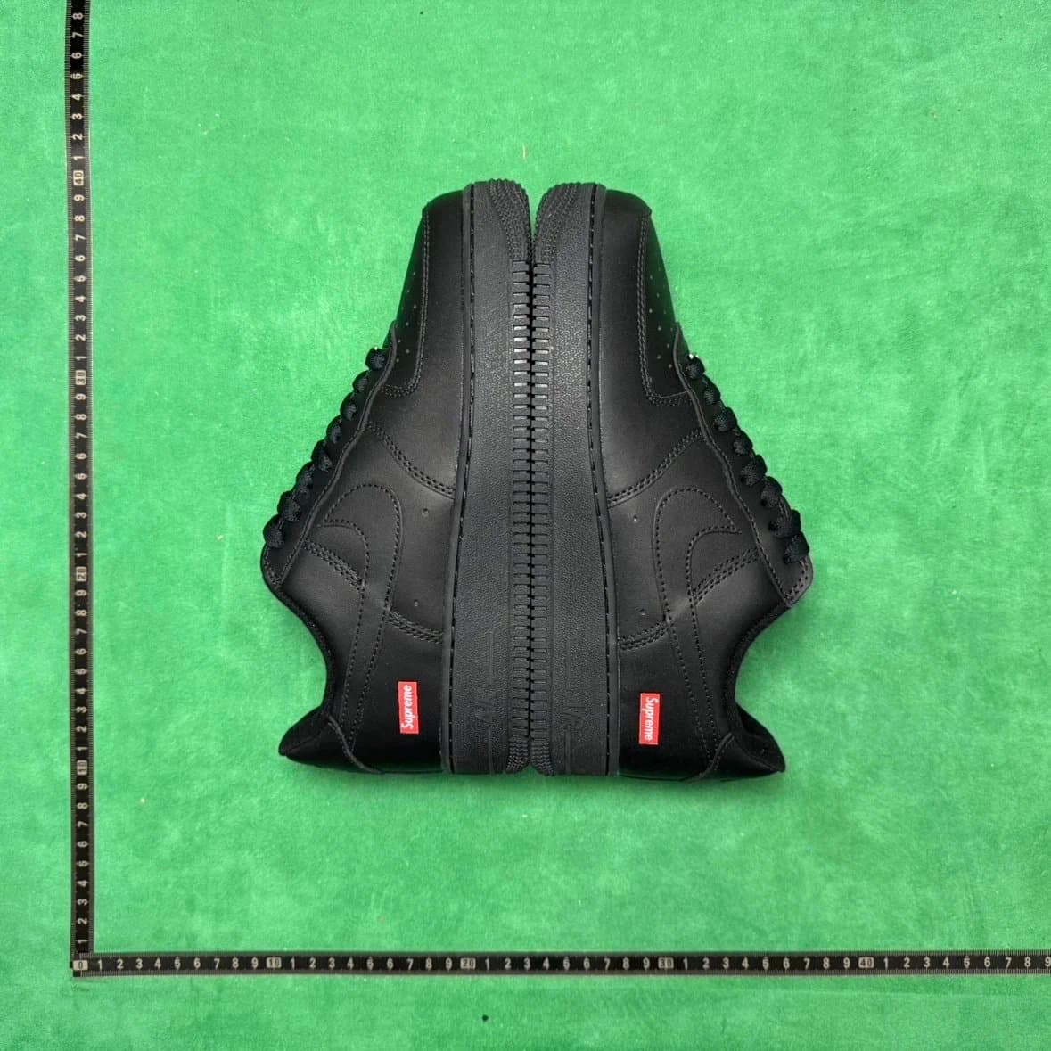 Nike Air Force 1 Low Supreme Box Logo
