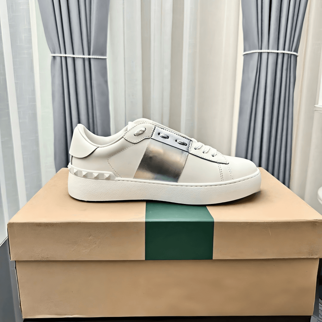 Valentino Rockstud Low Metallic Panel