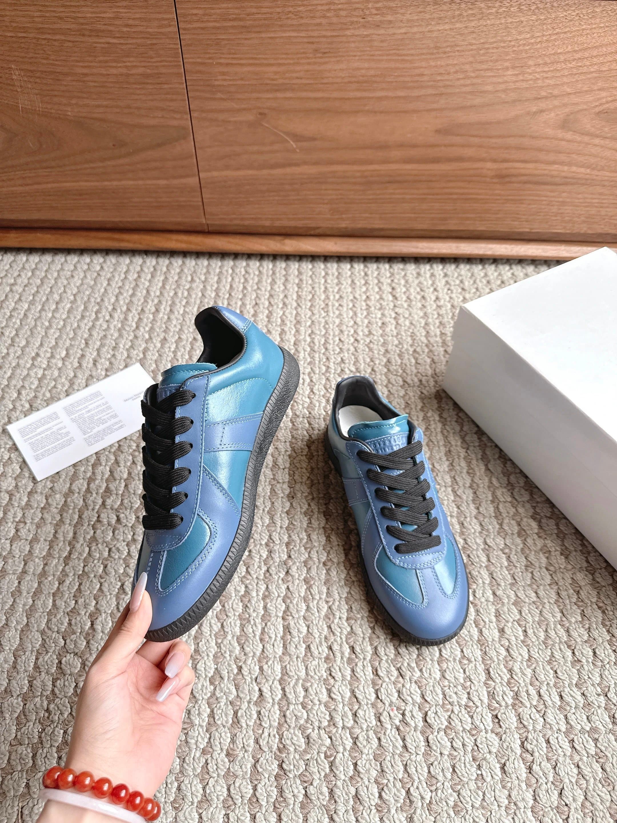 Maison Margiela Future Sneaker Metallic Silver — 驴联名MM6 25