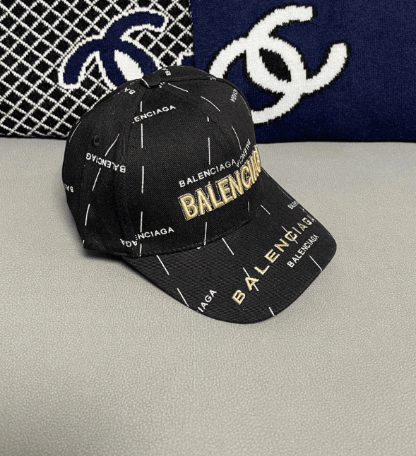 Gucci Baseball Cap GG Monogram — BA-4