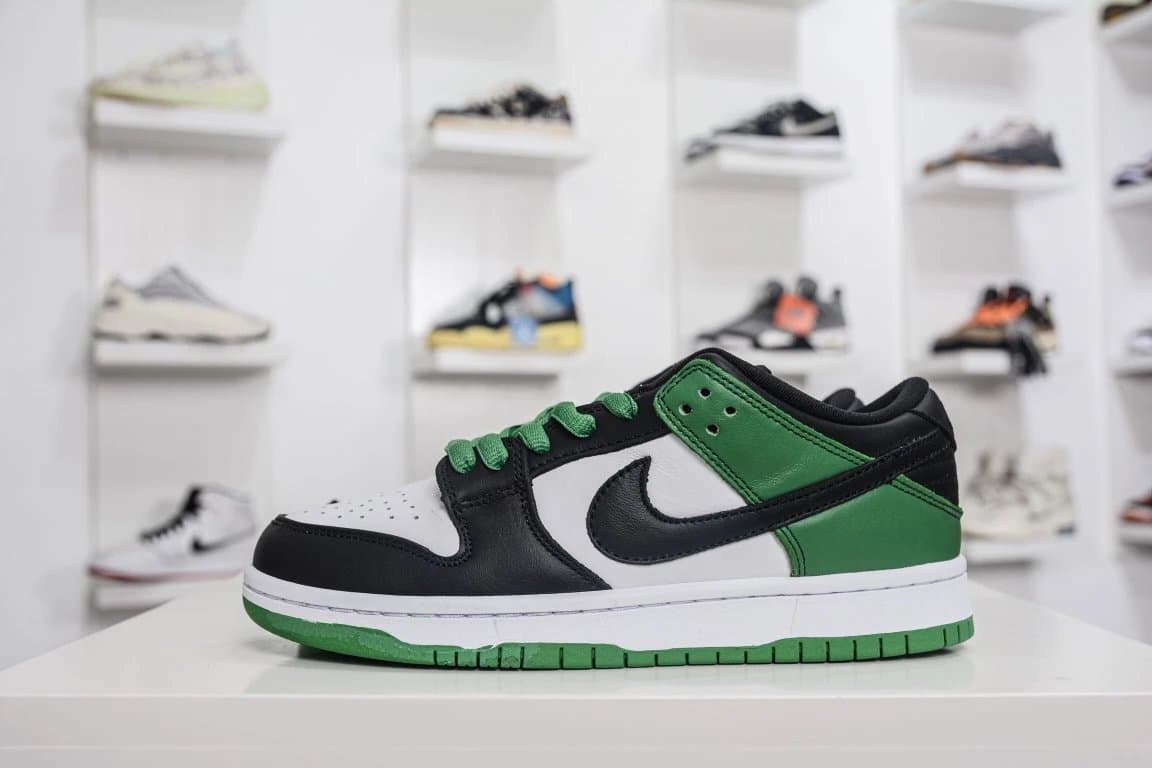 Nike Dunk Low Panda Green