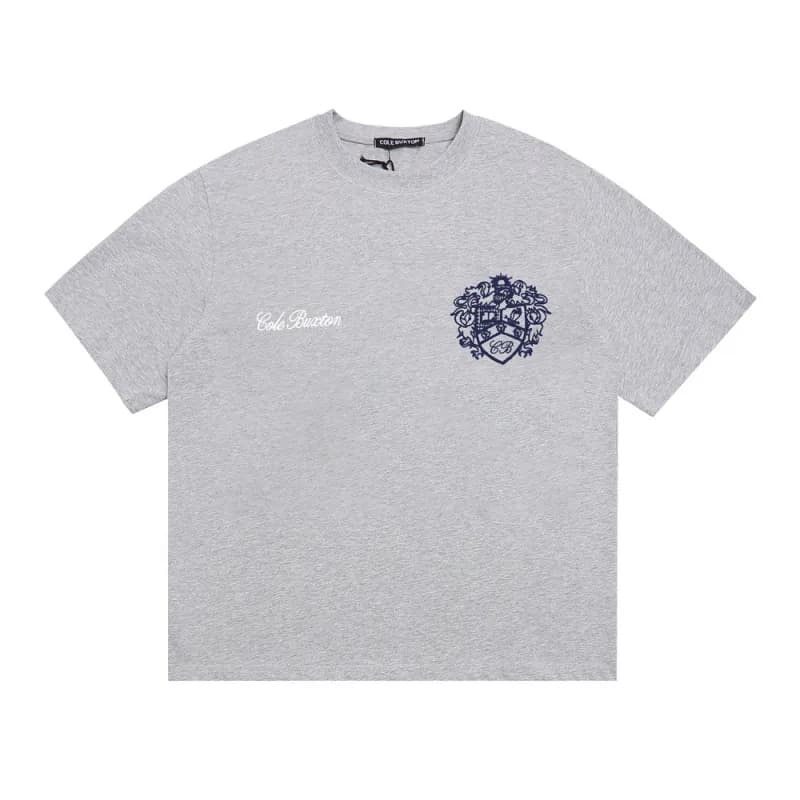 Logo Tee Cole Buxton Script — CB629深灰色短袖
