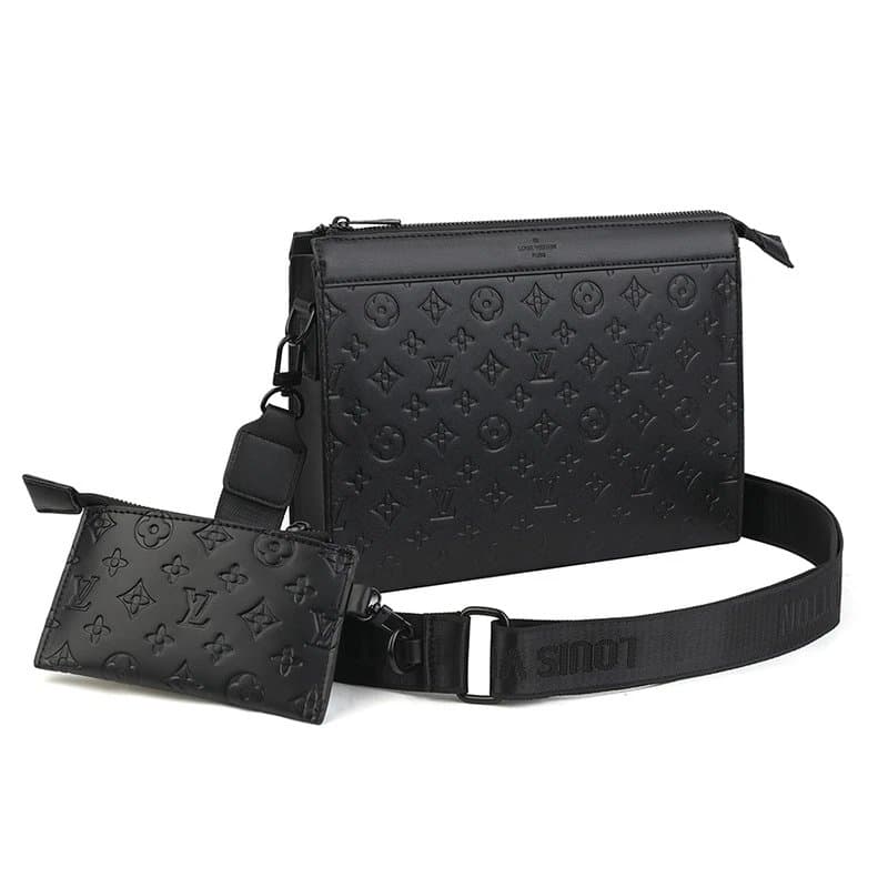 Louis Vuitton Pouch Monogram Eclipse — QS10