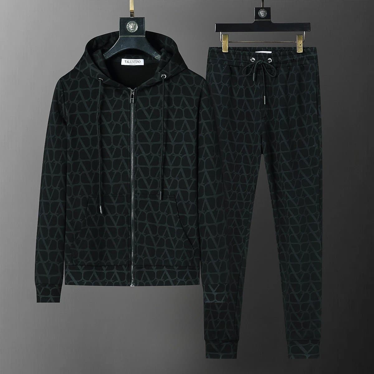 Dior Oblivion Monogram Tracksuit Embossed CD Pattern — 38076黑色套装