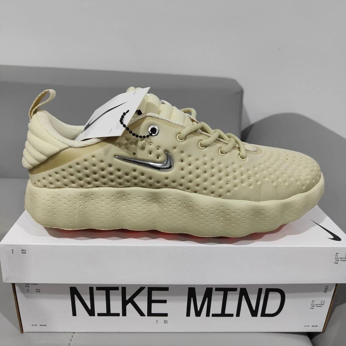 Nike Mind Beige Orange — 08mind002米色