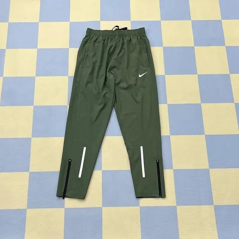 Nike Windrunner Jacket Colorblock — 军绿裤子