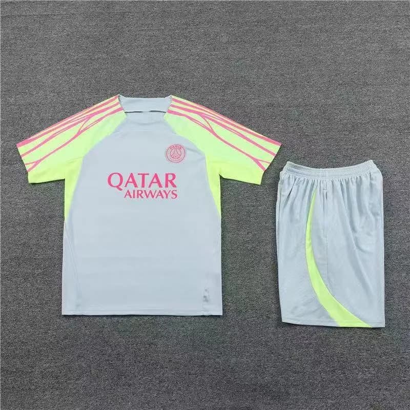Chelsea FC Kit Bingx Sponsor — 2324巴黎浅绿色