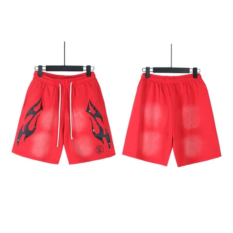 Hellstar Graphic Shorts Distressed Print — 777水洗红