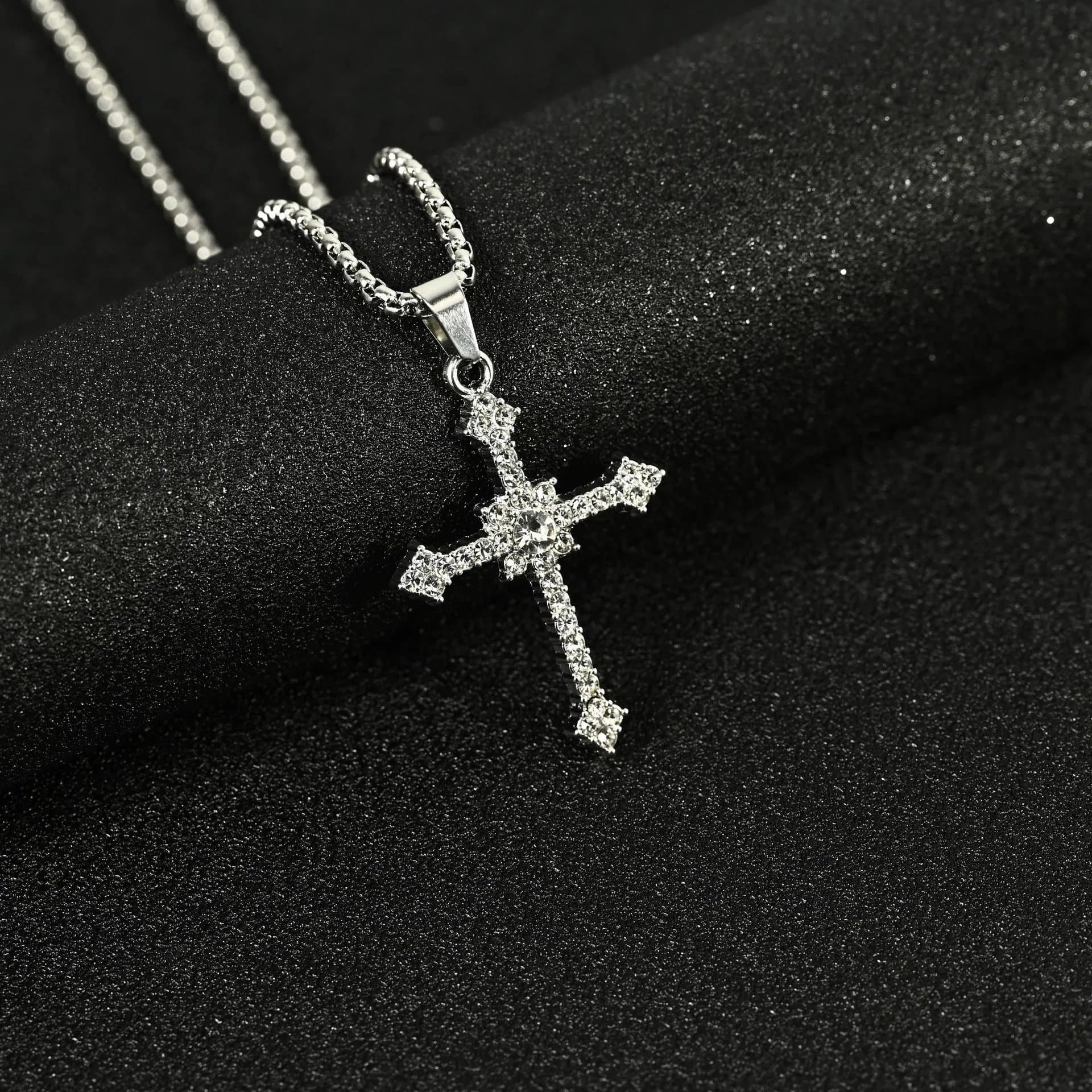 Chrome Hearts Cross Pendant Multicolor Crystal — 14#满钻极简十字架