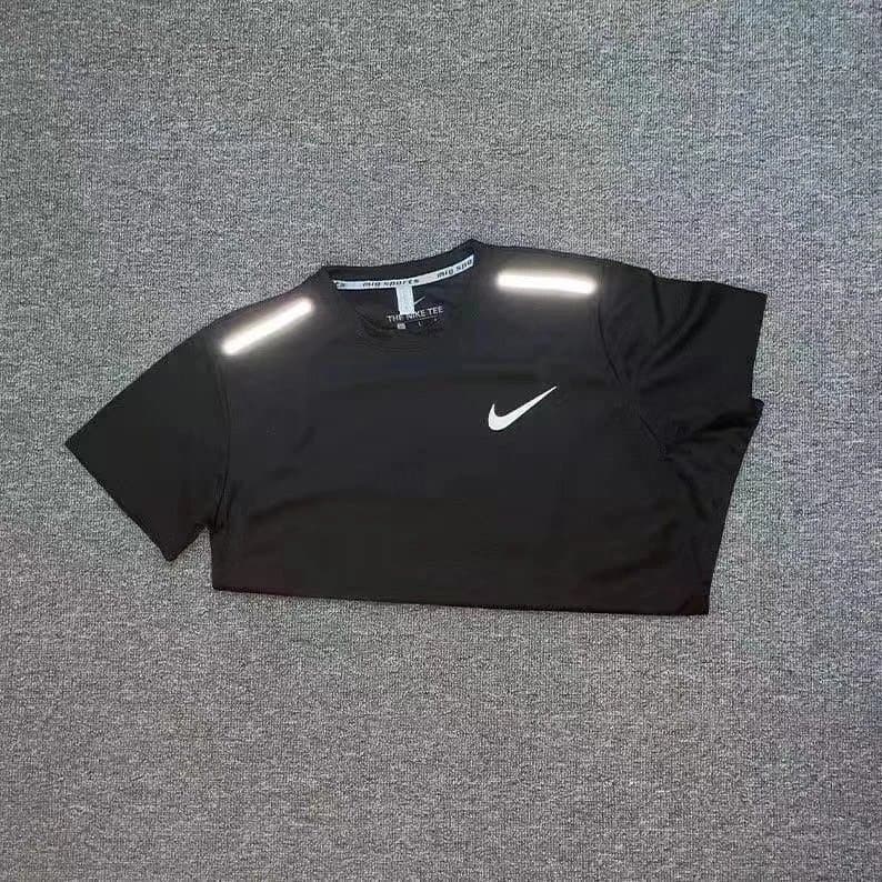 Nike Pro Tee NBA Logo — 短袖3