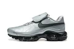 Nike Shox NZ Metallic Silver — 40