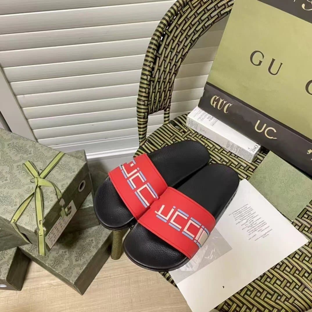 Gucci Slide Sandal Mickey Mouse Cutout — 款式十三