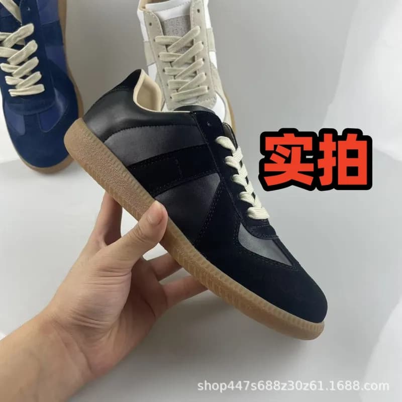 Maison Margiela Future Sneaker Navy Suede — 德训黑色