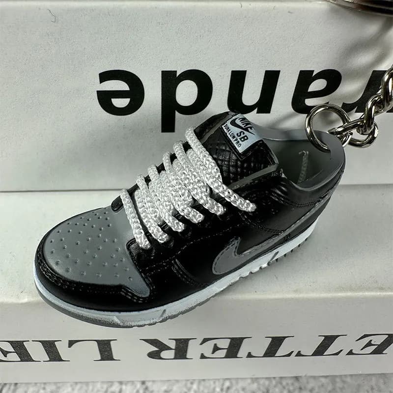 Cactus Plant Flea Market Sneaker Keychain Blue Lightning — 114.shadow black