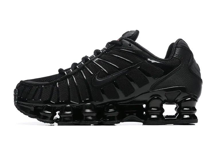 Nike Air Max Plus Triple Black