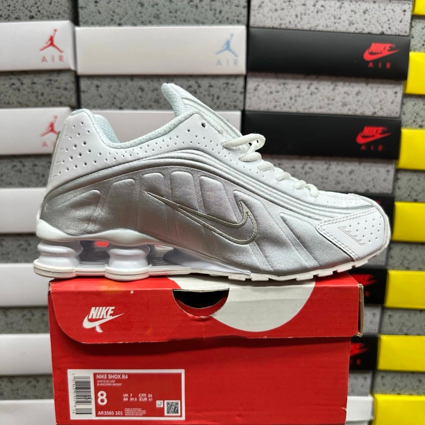 Nike Shox R4 White/Silver