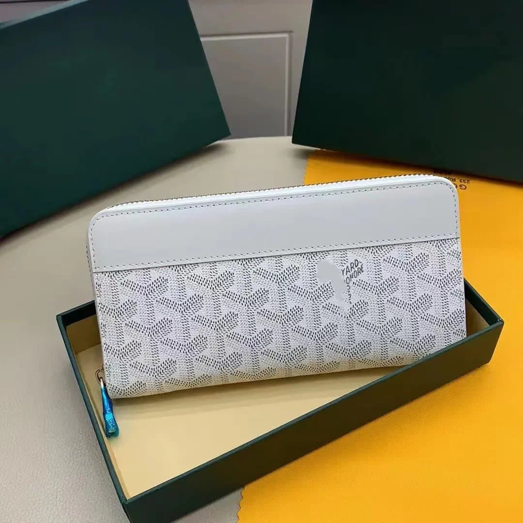 Goyard Zipper Wallet Chevron Pattern — 039