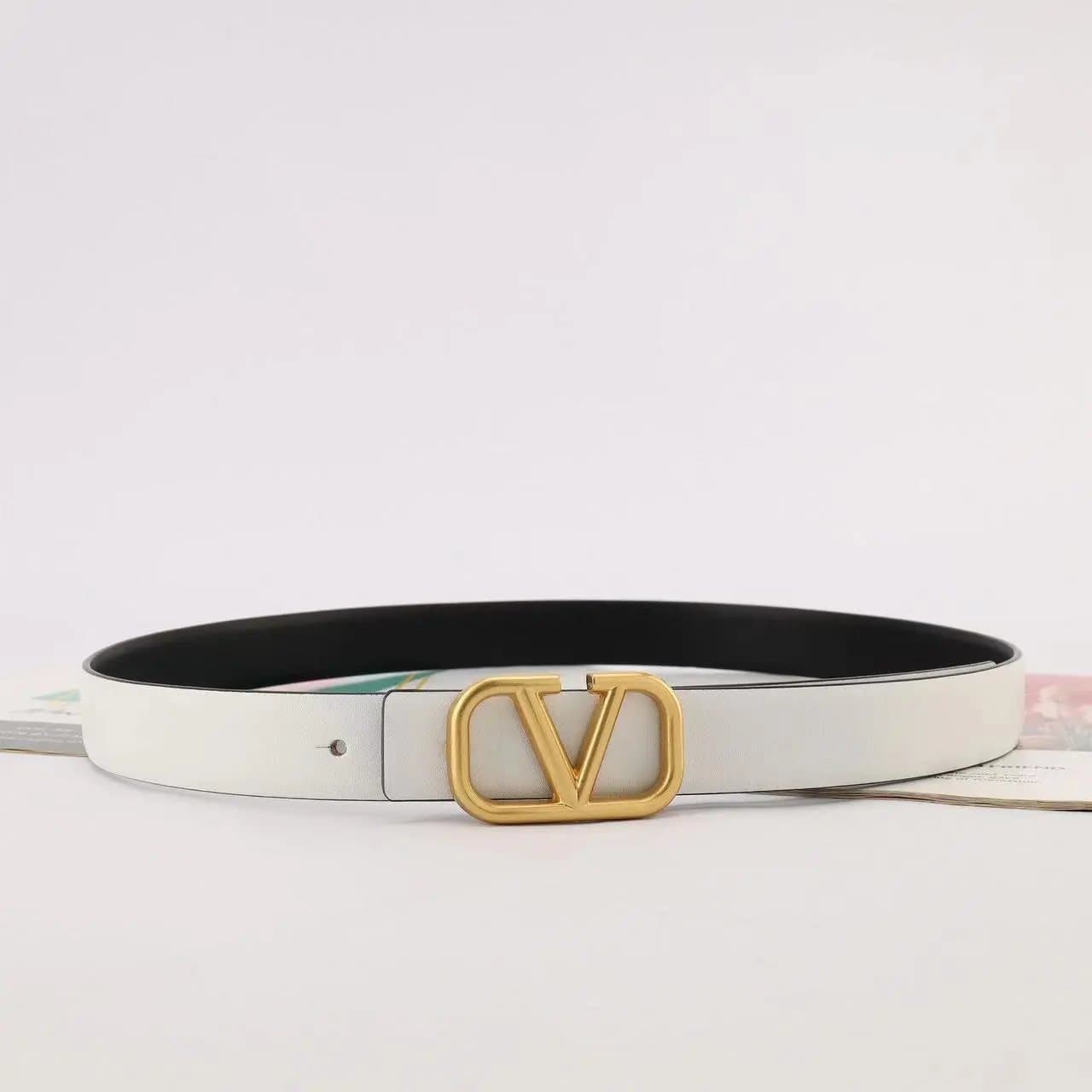 Versace VLogo Belt Matte Black — 白色金扣