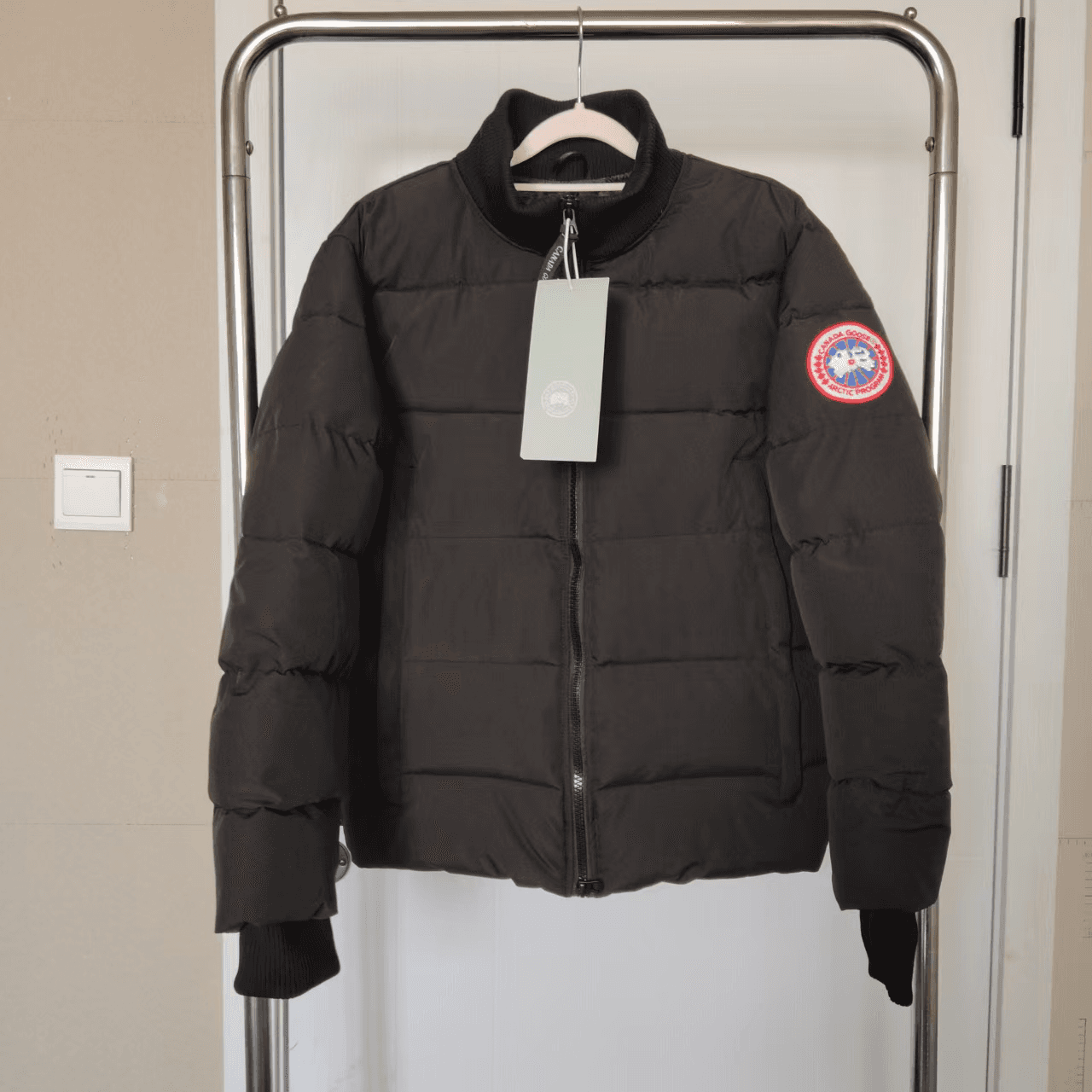 Canada Goose Puffer Jacket Arctic Program Patch