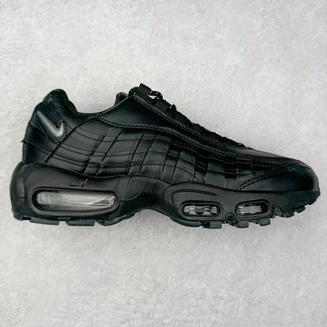 Nike Air Max 95 Triple Black