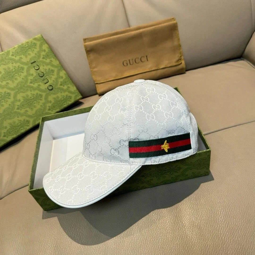 Gucci Baseball Cap GG Supreme — 8