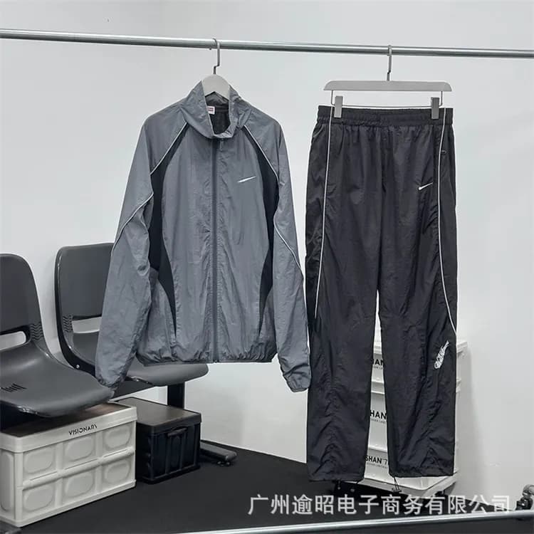 Nike Windrunner Jacket Navy White — 套装-灰色
