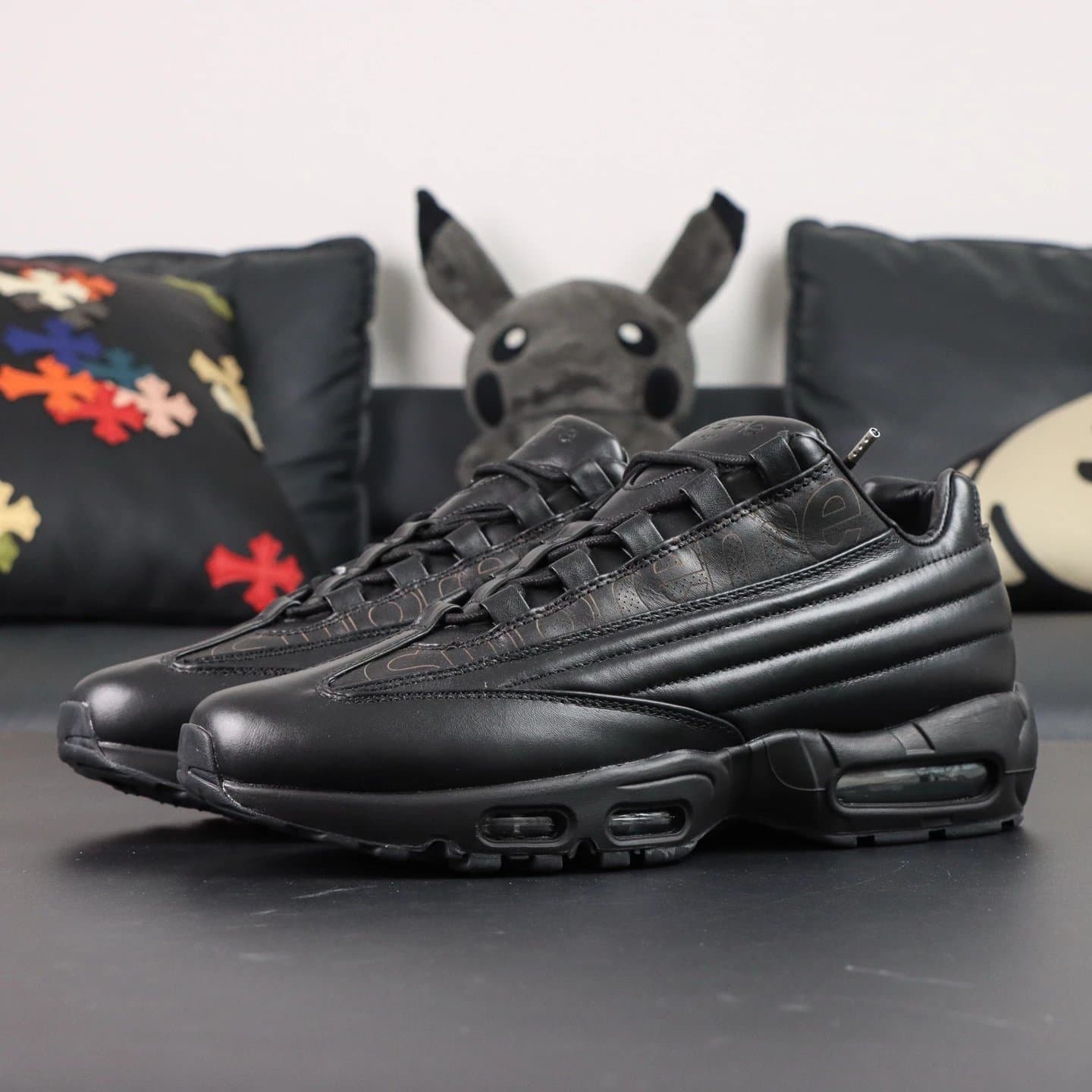 Nike Air Max 95 Sunset Gradient — EM版本 · EM Air Max 95Lux 联名黑CI0999-001