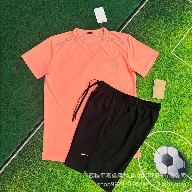 Nike Sportswear Set Performance Tee and Shorts