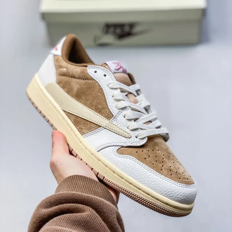 Travis Scott Air Jordan 1 Low Cactus Jack