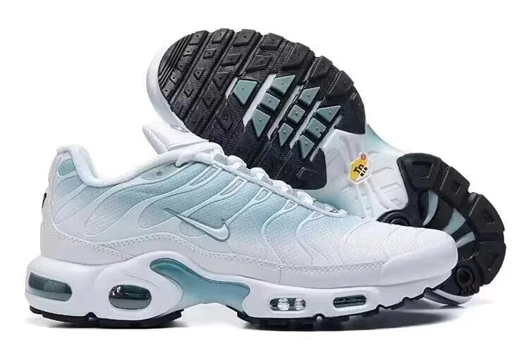 Nike Air Max Plus Ice Blue