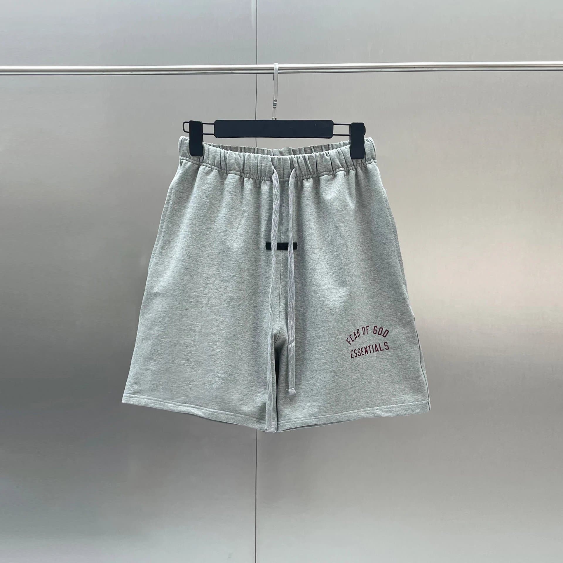 Fear of God Essentials Essentials Shorts Arch Logo