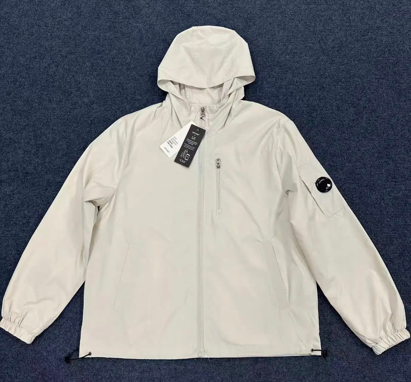 Under Armour Windbreaker Jacket Classic Fit — C.P-象牙白