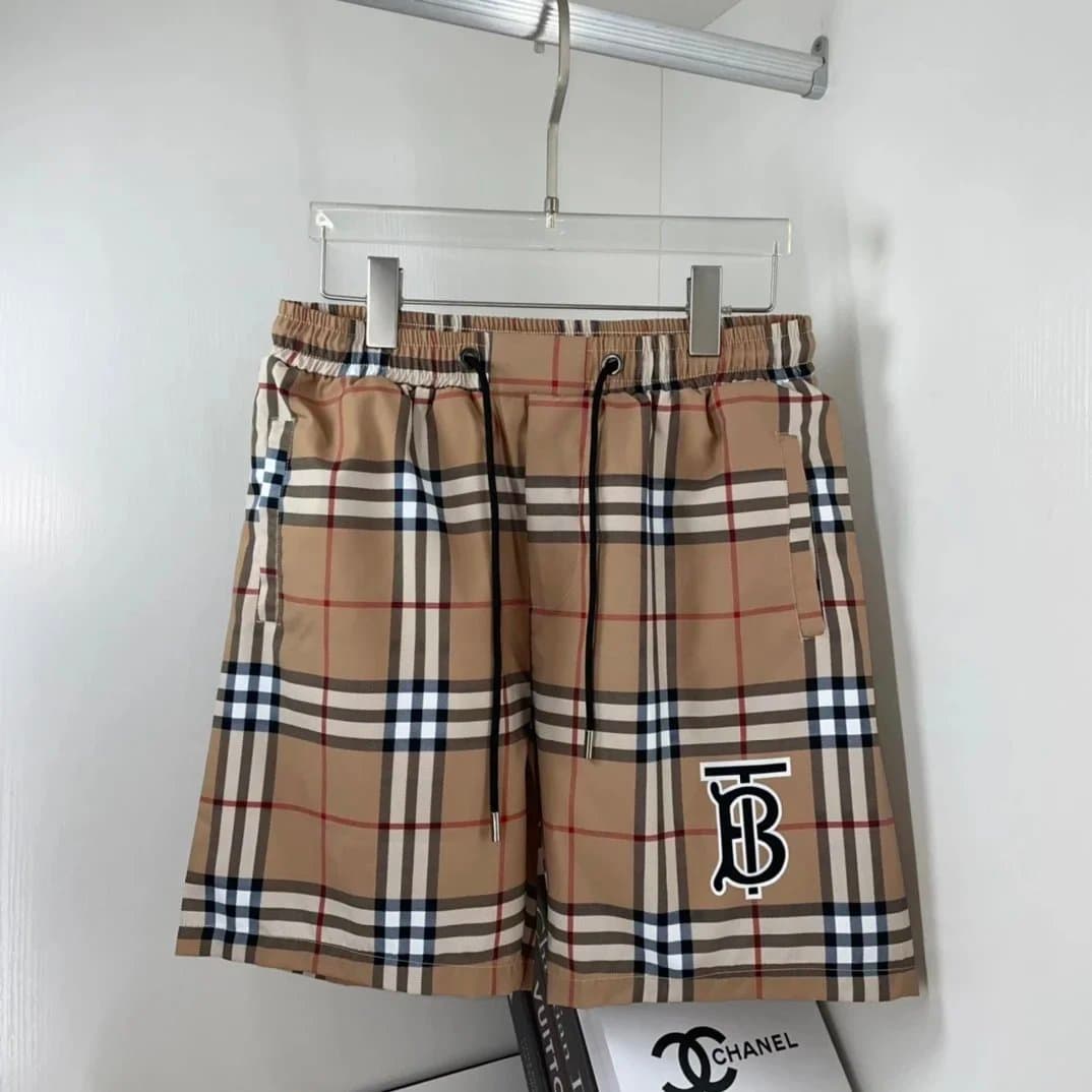 Burberry Knit Shorts Monogram Pattern — 020105117