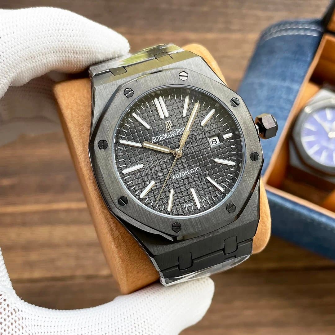 Audemars Piguet Royal Oak Jumbo Extra-Thin — 黑壳·黑盘钢带