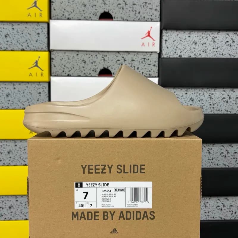 Yeezy Slide Bone