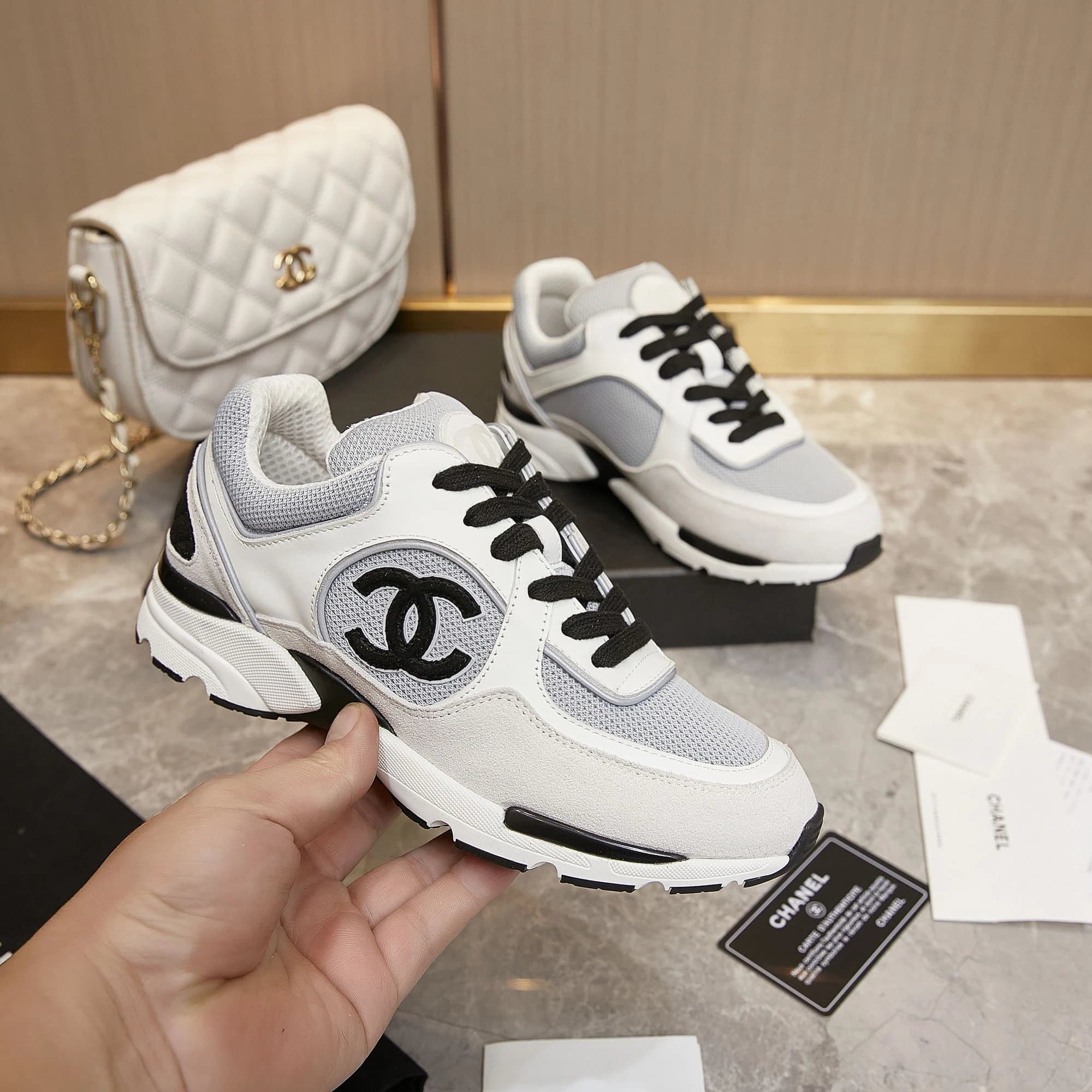 Chanel Sneaker CC Logo