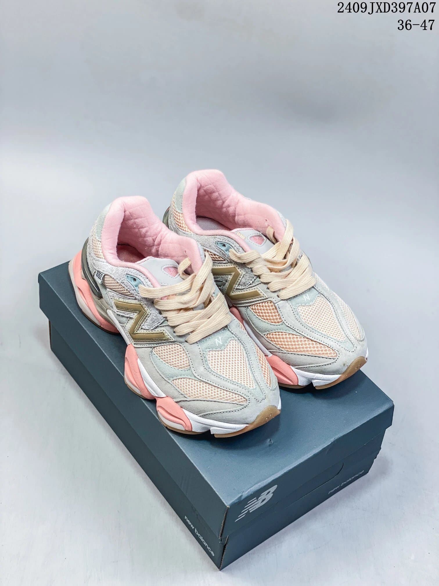 New Balance 2002R Cloud White — 8