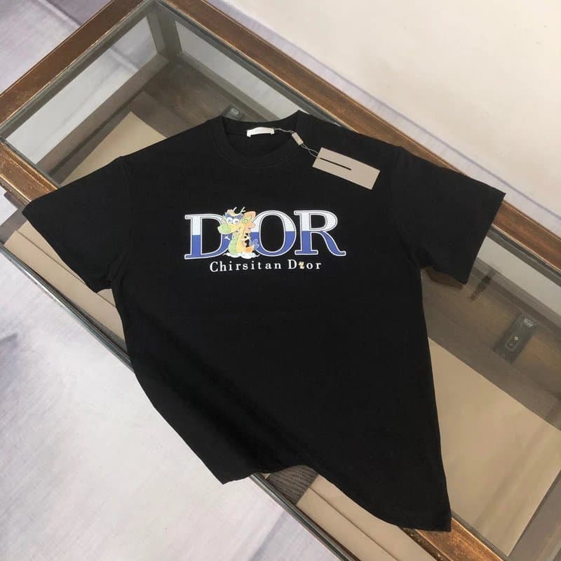 Givenchy Logo T-Shirt Classic Logo — 63