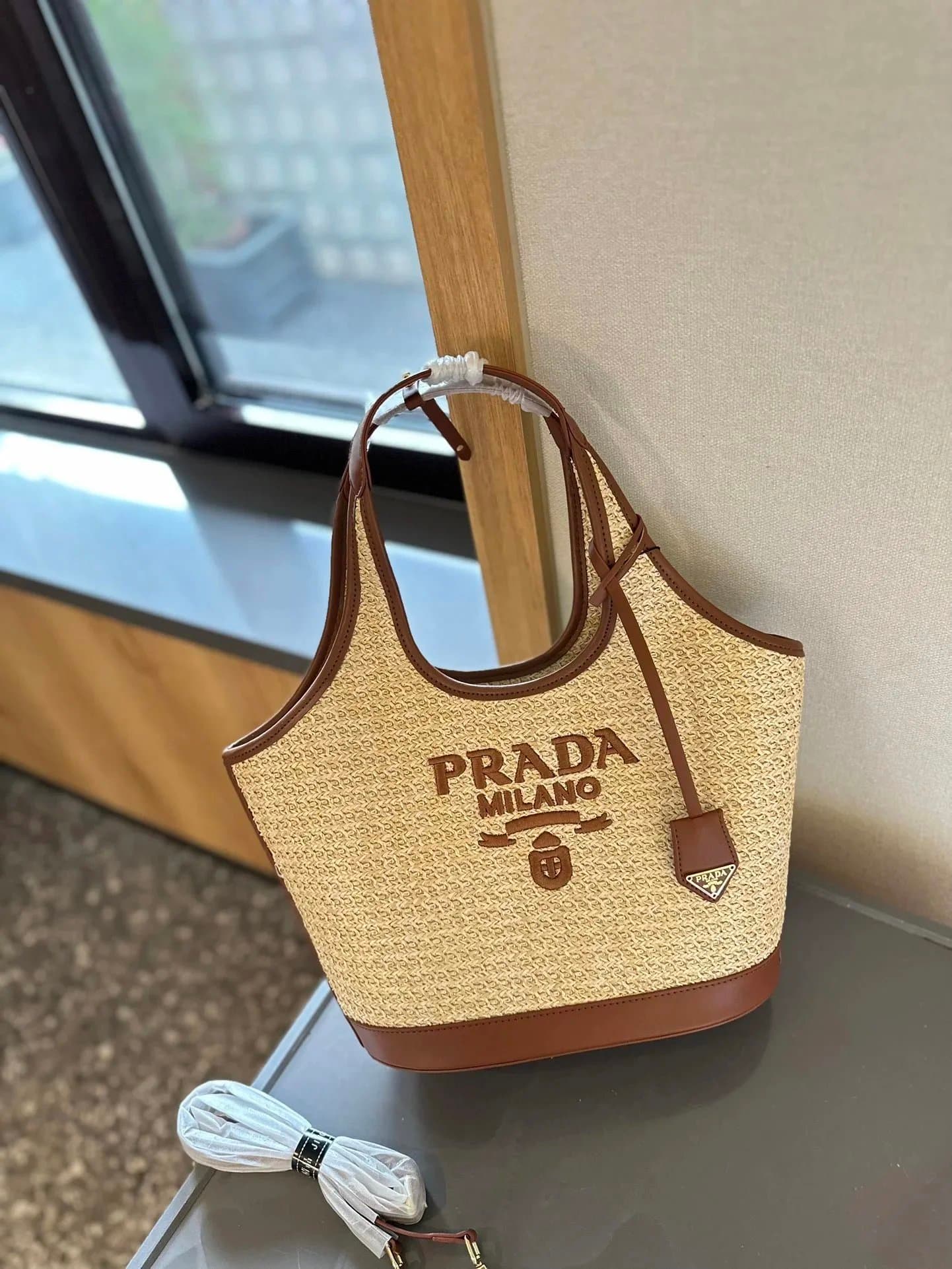 Prada Duffle Bag Nylon with Leather Trim — 050304012（Size：26cm）