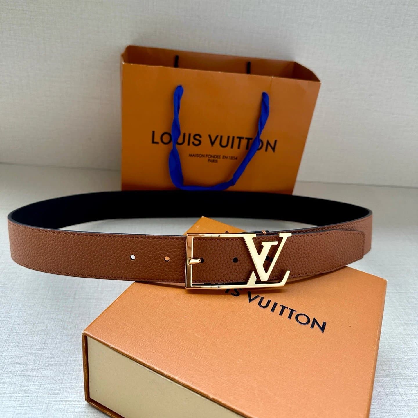 Louis Vuitton LV Initials Belt Taurillon Leather