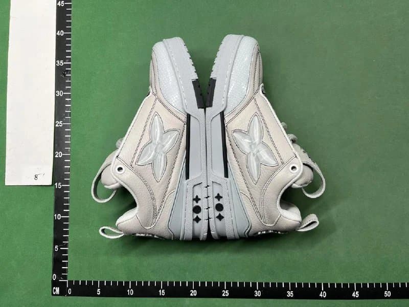 Louis Vuitton LV Trainer Pink Monogram — 17